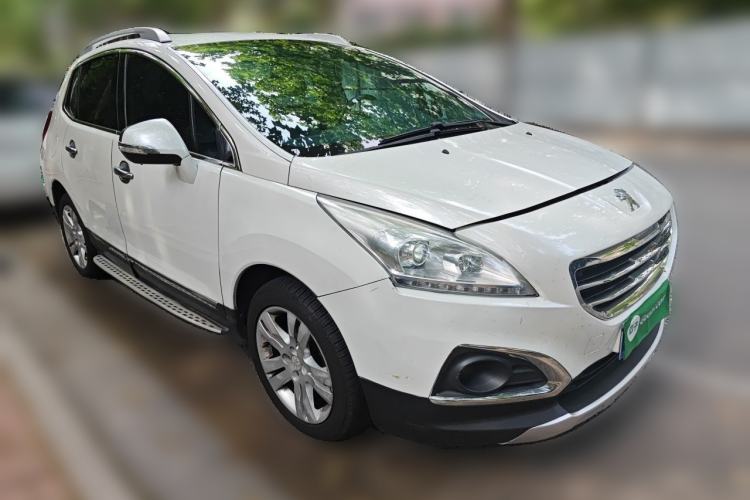 Used Peugeot 3008 2013 2.0L Automatic Trend Edition Front Right 45 Deg