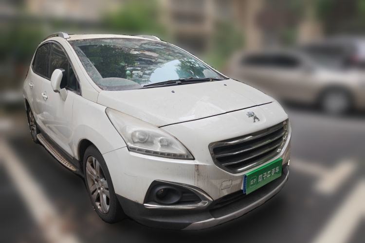 Used Peugeot 3008 2013 2.0L Automatic Trend Edition Front Right 45 Deg