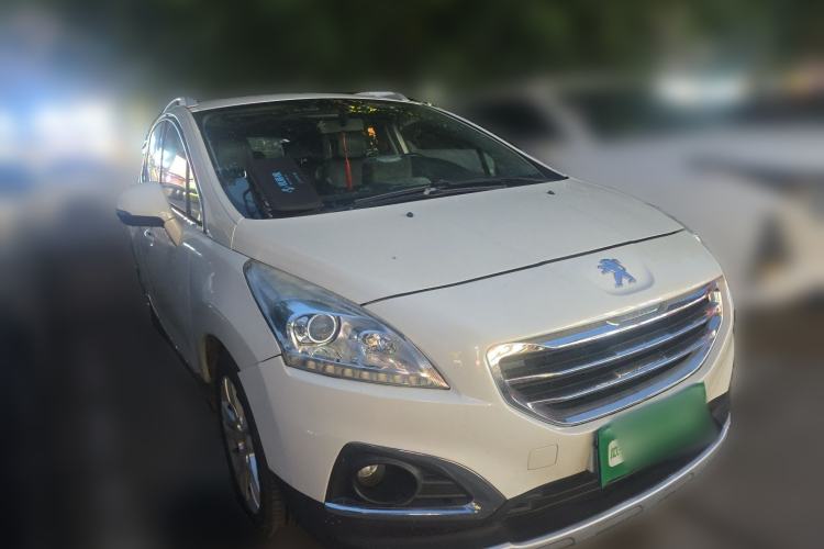 Used Peugeot 3008 2013 2.0L Automatic Trend Edition Front Right 45 Deg