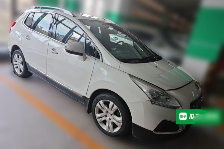 Used Peugeot 3008 2013 2.0L Automatic Trend Edition Front Right 45 Deg