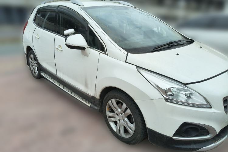 Used Peugeot 3008 2013 2.0L Automatic Classic Edition Front Right 45 Deg