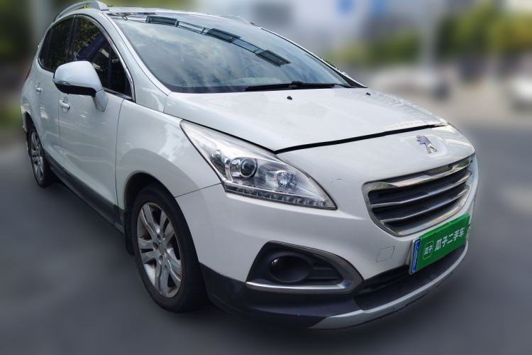 Used Peugeot 3008 2013 2.0L Automatic Trend Edition Front Right 45 Deg