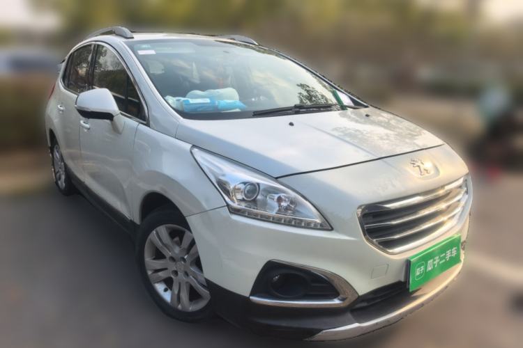 Used Peugeot 3008 2013 2.0L Manual Classic Edition Front Right 45 Deg