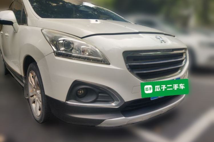 Used Peugeot 3008 2013 2.0L Automatic Trend Edition Front Right 45 Deg