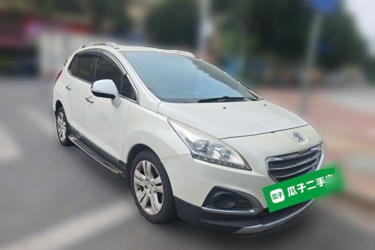 Used Peugeot 3008 2013 2.0L Automatic Trend Edition Front Right 45 Deg