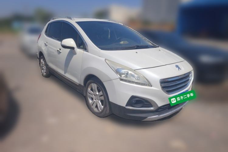 Used Peugeot 3008 2013 2.0L Automatic Trend Edition Front Right 45 Deg
