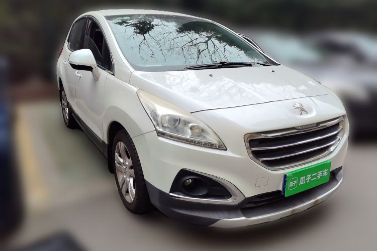 Used Peugeot 3008 2013 2.0L Automatic Classic Edition Front Right 45 Deg