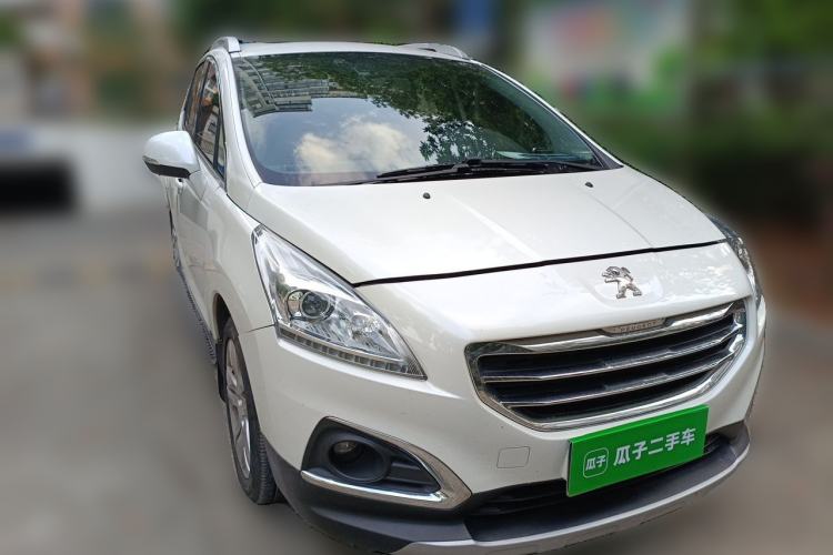 Used Peugeot 3008 2013 2.0L Automatic Trend Edition Front Right 45 Deg