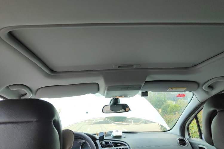 Used Peugeot 3008 2013 1.6THP Automatic Prestige Edition Headliner