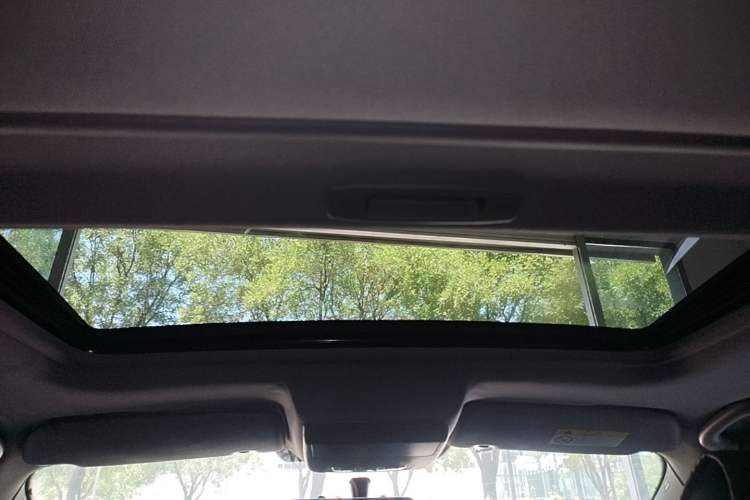 Used Peugeot 3008 2013 2.0L Automatic Trend Edition Headliner