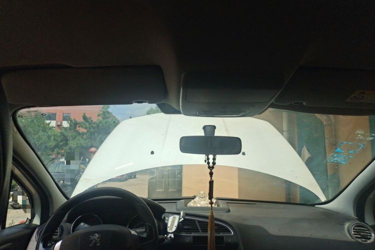 Used Peugeot 3008 2013 2.0L Manual Classic Edition Headliner