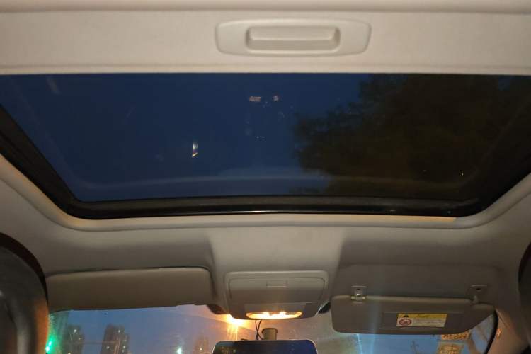 Used Peugeot 3008 2013 2.0L Automatic Trend Edition Headliner