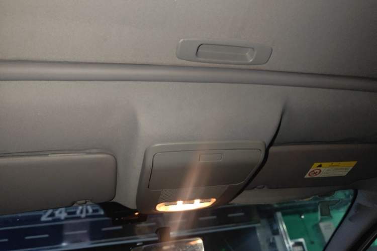 Used Peugeot 3008 2013 2.0L Automatic Trend Edition Headliner