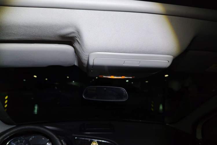 Used Peugeot 3008 2013 1.6THP Automatic Prestige Edition Headliner