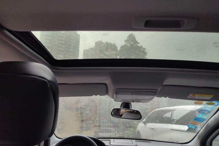 Used Peugeot 3008 2013 1.6THP Automatic Prestige Edition Headliner