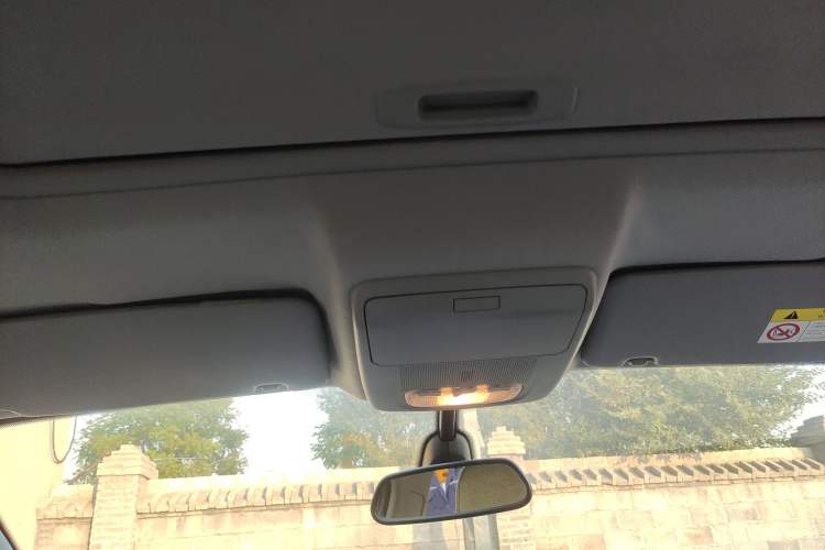 Used Peugeot 3008 2013 1.6THP Automatic Prestige Edition Headliner