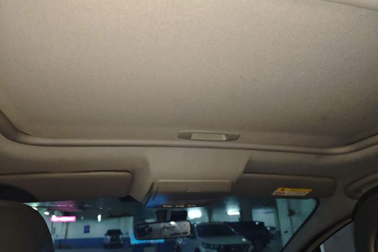Used Peugeot 3008 2013 2.0L Automatic Trend Edition Headliner