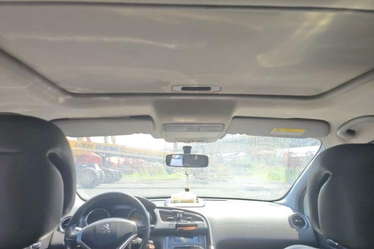 Used Peugeot 3008 2013 2.0L Automatic Trend Edition Headliner