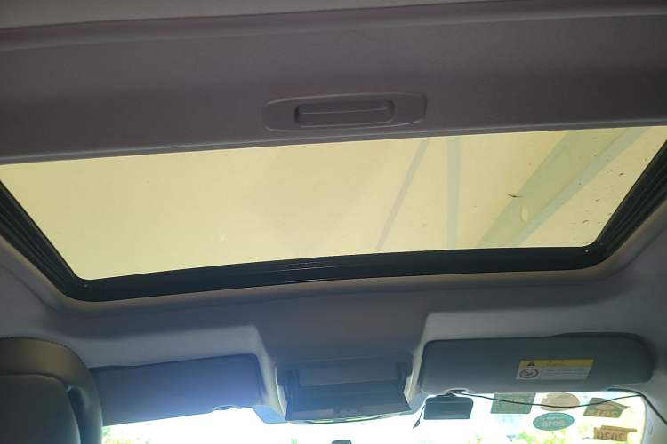 Used Peugeot 3008 2013 2.0L Automatic Trend Edition Headliner