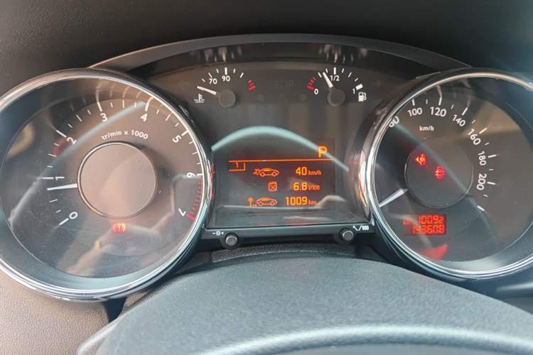 Used Peugeot 3008 2013 1.6THP Automatic Prestige Edition Instrument Cluster