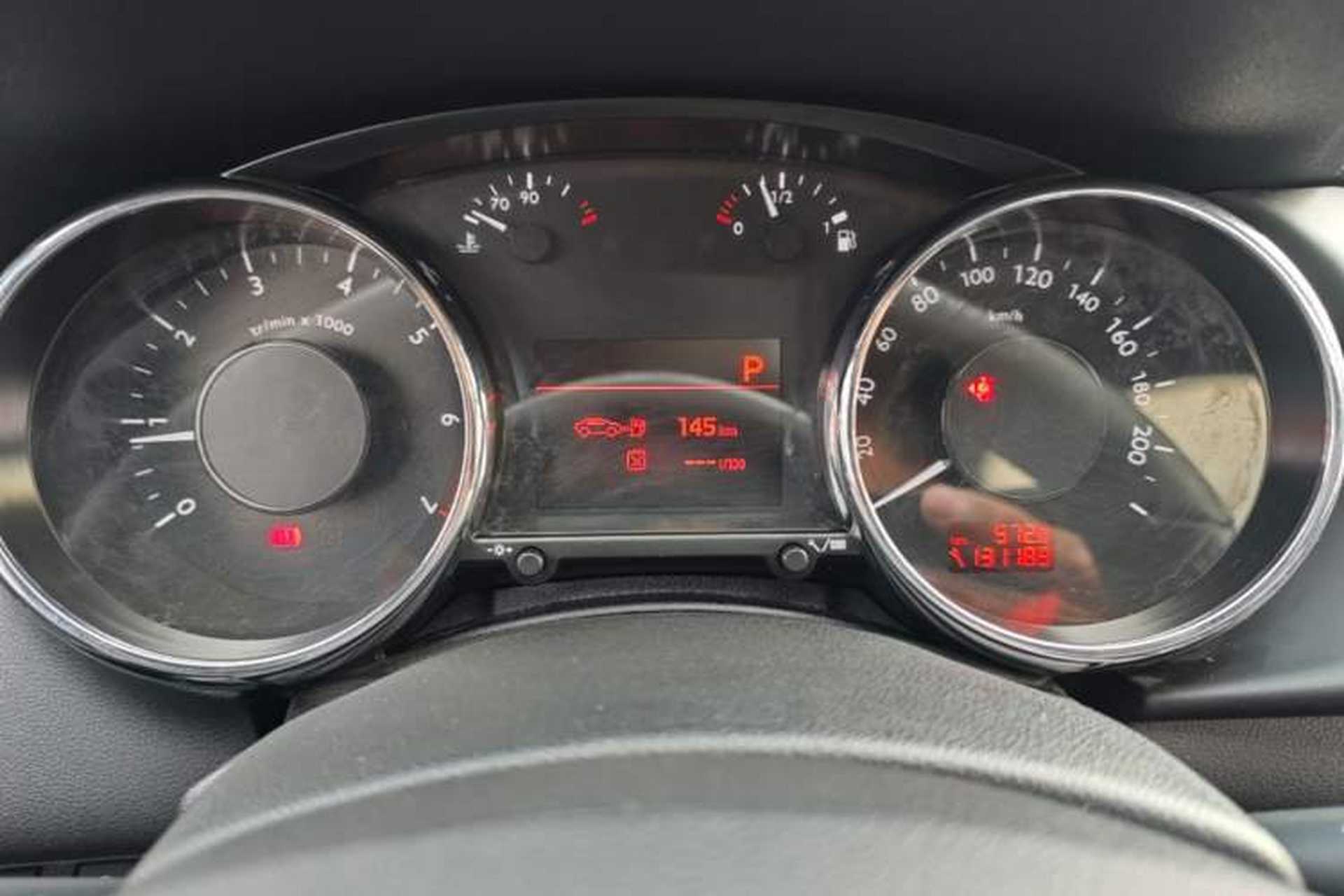 Used Peugeot 3008 2013 2.0L Automatic Trend Edition Instrument Cluster