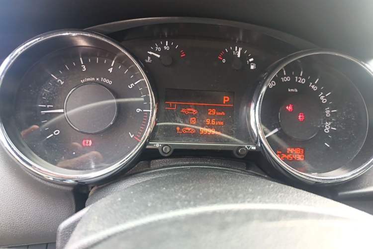 Used Peugeot 3008 2013 1.6THP Automatic Prestige Edition Instrument Cluster