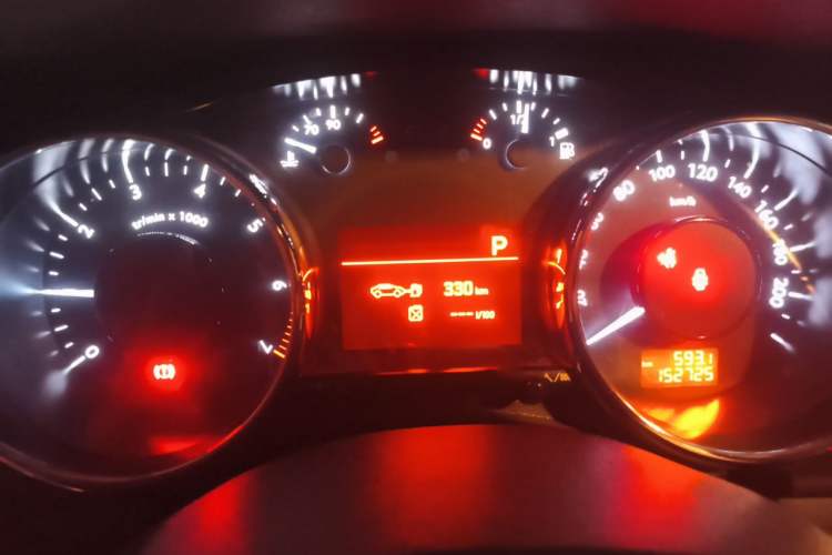 Used Peugeot 3008 2013 2.0L Automatic Trend Edition Instrument Cluster