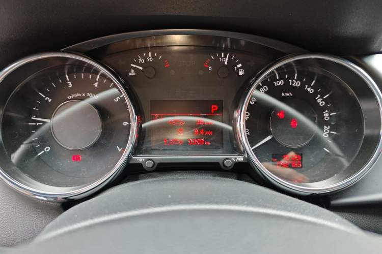 Used Peugeot 3008 2013 1.6THP Automatic Trend Edition Instrument Cluster