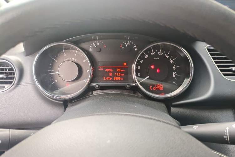 Used Peugeot 3008 2013 2.0L Automatic Trend Edition Instrument Cluster
