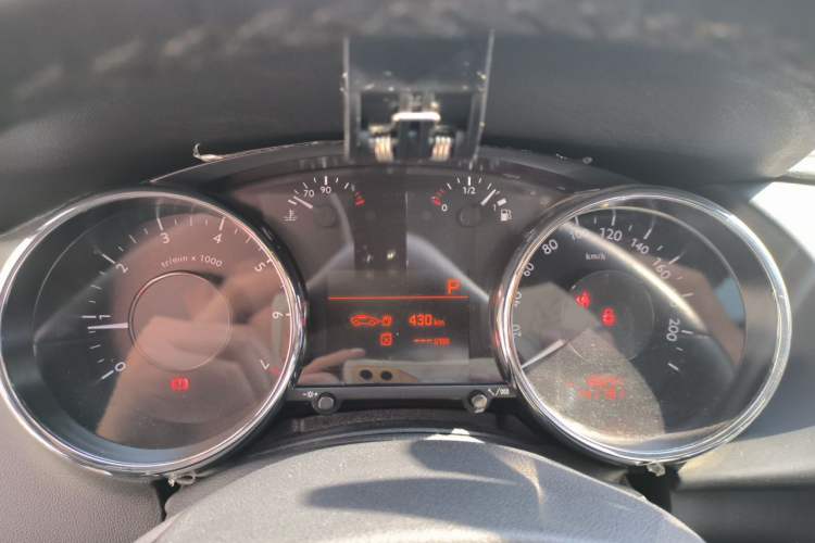 Used Peugeot 3008 2013 2.0L Automatic Trend Edition Instrument Cluster
