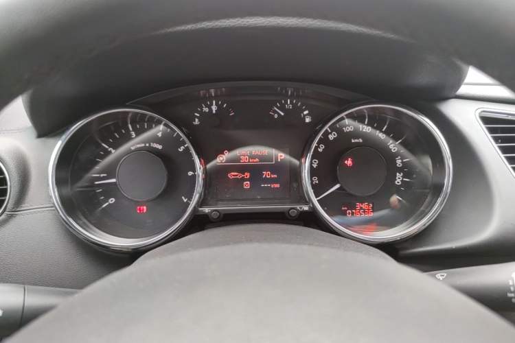 Used Peugeot 3008 2013 2.0L Automatic Trend Edition Instrument Cluster