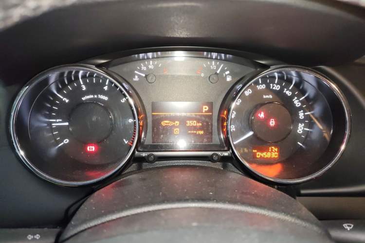 Used Peugeot 3008 2013 2.0L Automatic Trend Edition Instrument Cluster