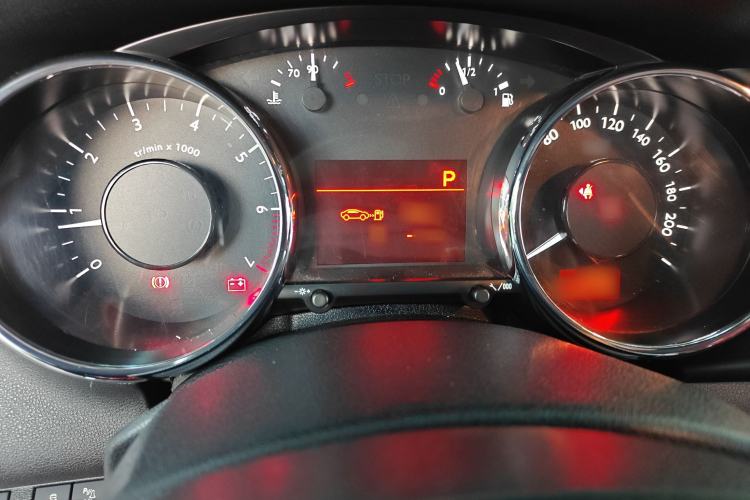 Used Peugeot 3008 2013 2.0L Automatic Classic Edition Instrument Cluster