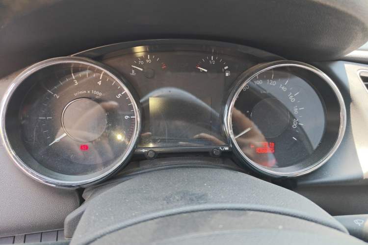 Used Peugeot 3008 2013 1.6THP Automatic Prestige Edition Instrument Cluster