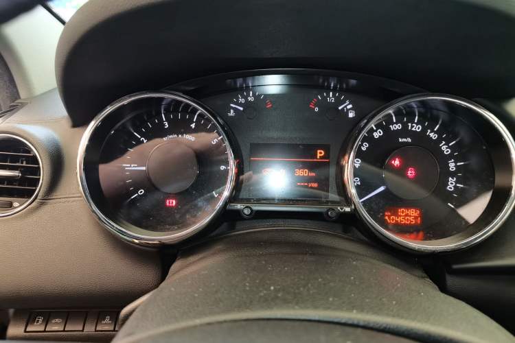 Used Peugeot 3008 2013 2.0L Automatic Trend Edition Instrument Cluster