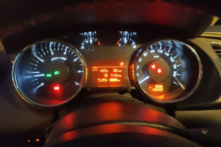 Used Peugeot 3008 2013 2.0L Automatic Trend Edition Instrument Cluster
