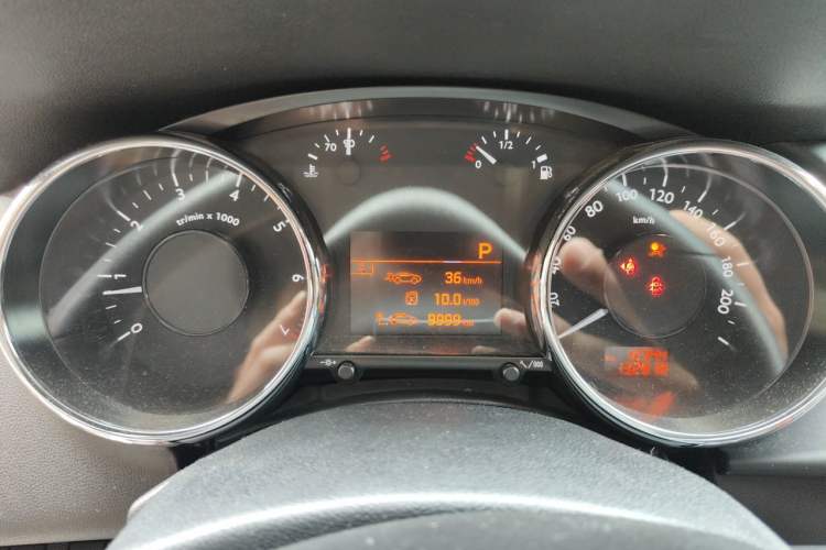 Used Peugeot 3008 2013 2.0L Automatic Classic Edition Instrument Cluster