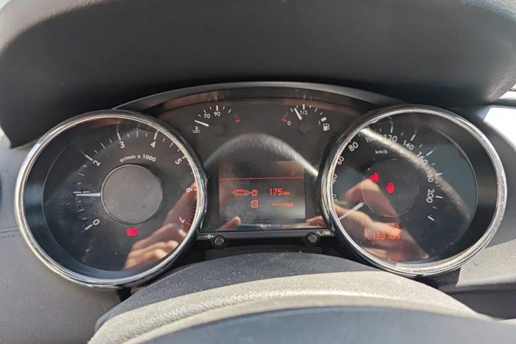 Used Peugeot 3008 2013 2.0L Automatic Classic Edition Instrument Cluster