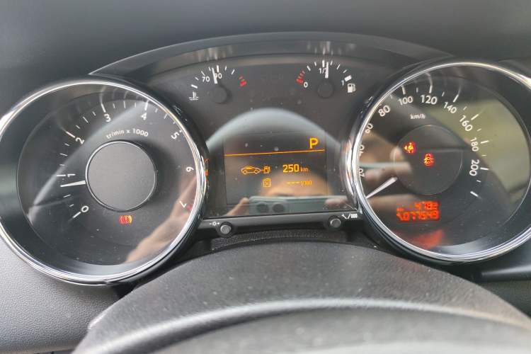 Used Peugeot 3008 2013 2.0L Automatic Trend Edition Instrument Cluster