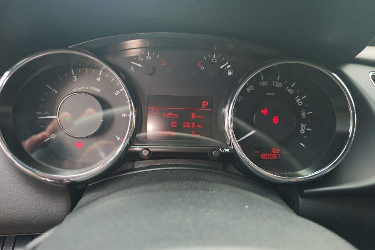 Used Peugeot 3008 2013 1.6THP Automatic Prestige Edition Instrument Cluster