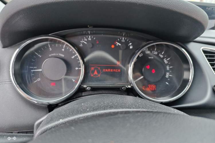 Used Peugeot 3008 2013 1.6THP Roland Garros Edition Instrument Cluster