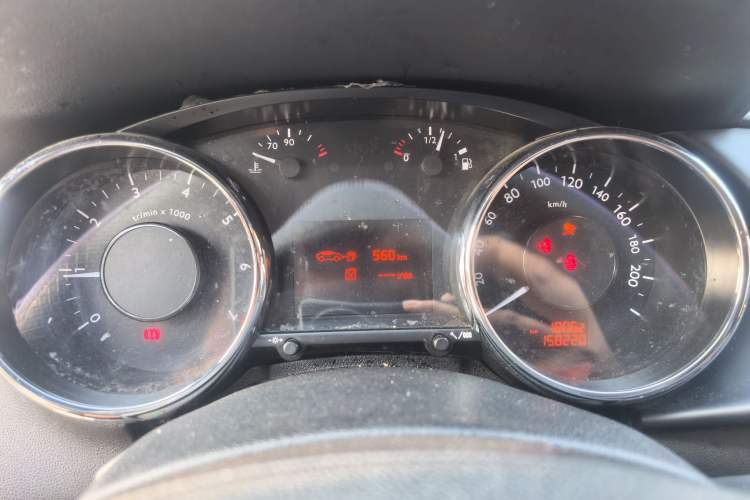 Used Peugeot 3008 2013 2.0L Manual Classic Edition Instrument Cluster