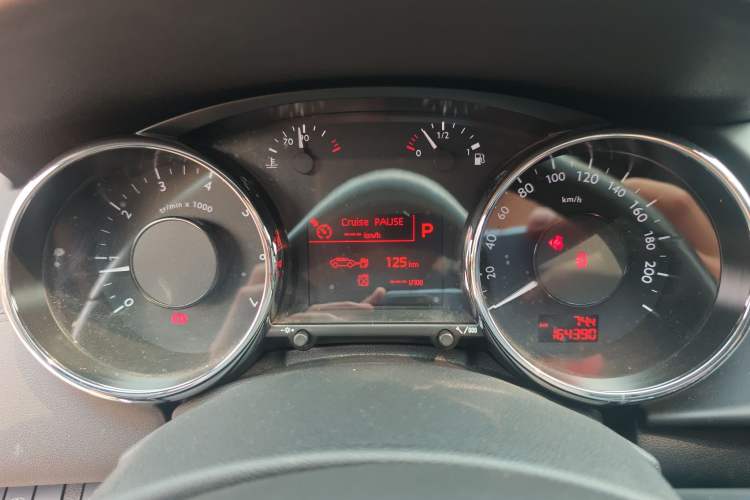 Used Peugeot 3008 2013 2.0L Automatic Trend Edition Instrument Cluster