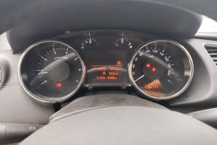 Used Peugeot 3008 2013 2.0L Automatic Trend Edition Instrument Cluster