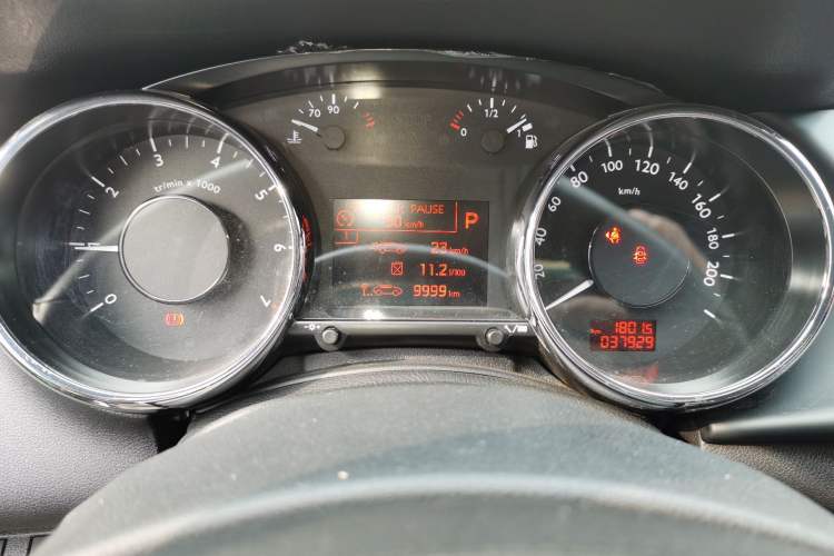 Used Peugeot 3008 2013 1.6THP Automatic Prestige Edition Instrument Cluster