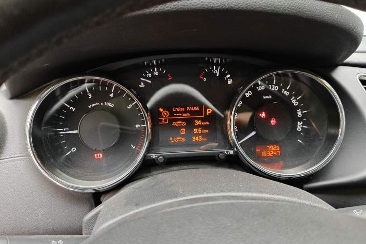 Used Peugeot 3008 2013 2.0L Automatic Trend Edition Instrument Cluster