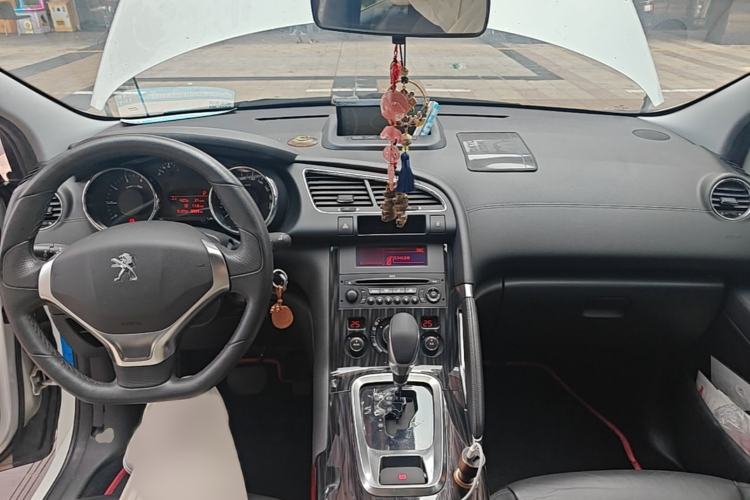 Used Peugeot 3008 2013 2.0L Automatic Trend Edition Interior 2