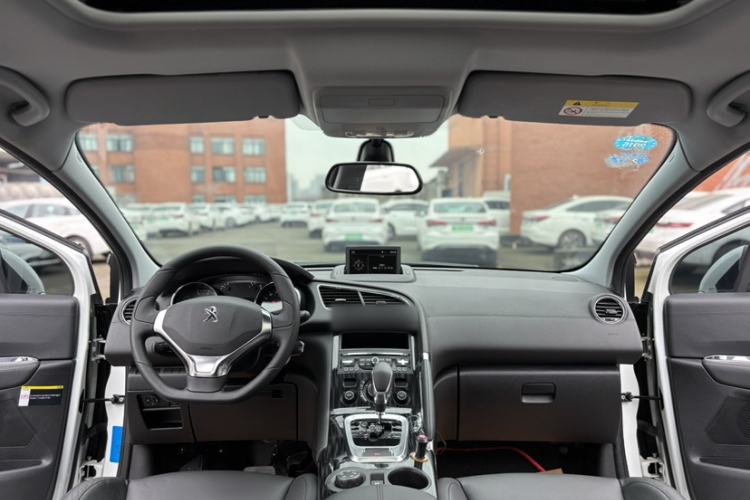 Used Peugeot 3008 2013 1.6THP Automatic Prestige Edition Interior 3