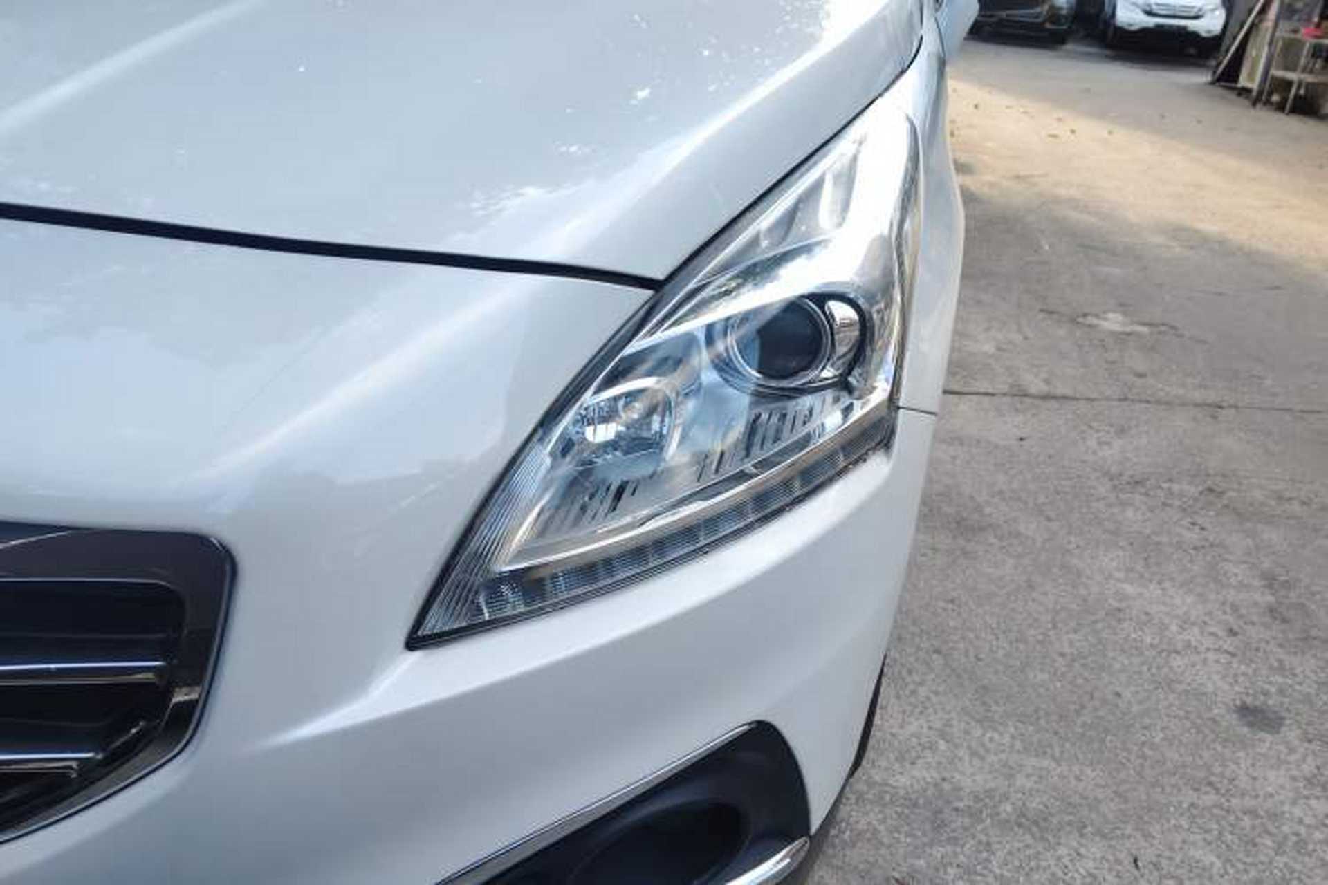 Used Peugeot 3008 2013 2.0L Automatic Trend Edition Left Front Headlight