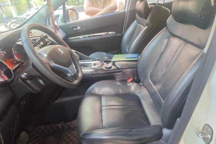 Used Peugeot 3008 2013 1.6THP Automatic Prestige Edition Left Front Seat